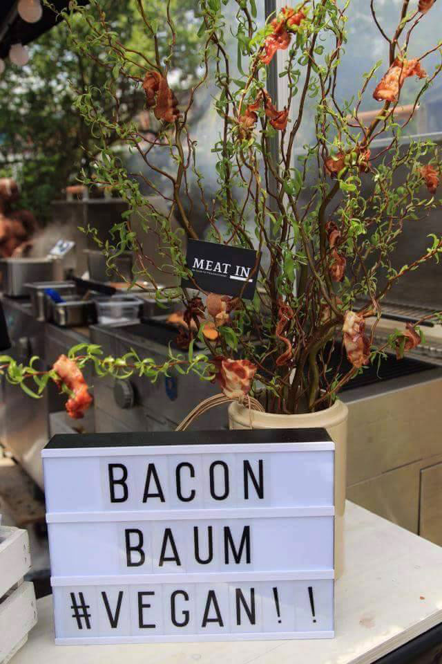 Burger Clash Bacon Baum