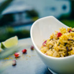 Veganer Reissalat im Fokus
