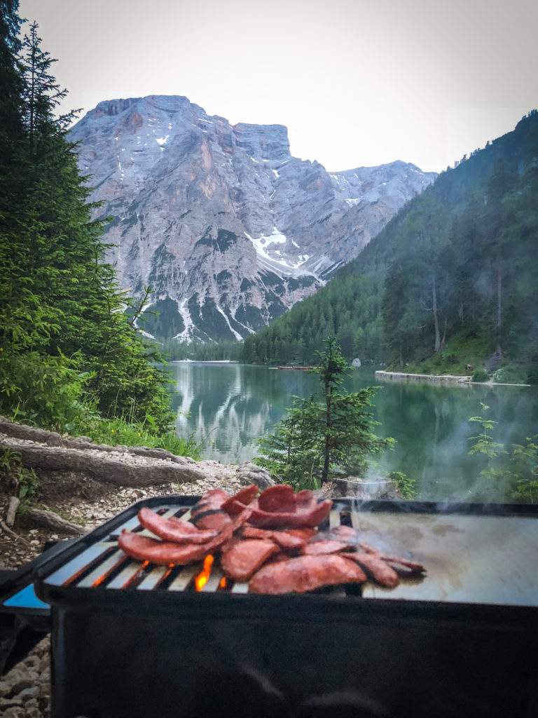 Unterwegs grillen. Weber Grillrost.com - View